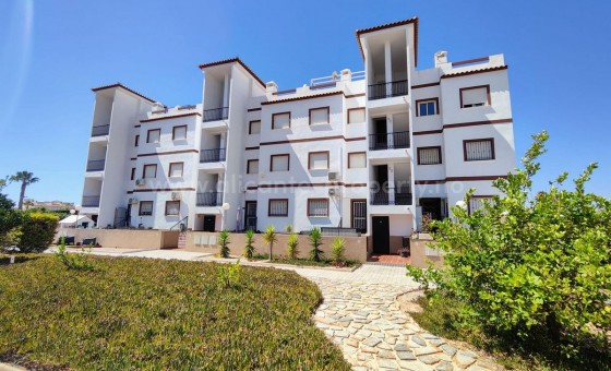Apartment / flat - Resale - Orihuela -
                Punta Prima