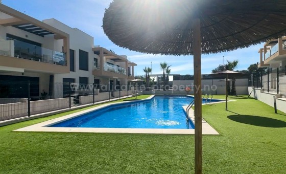 Apartment / flat - Resale - Orihuela - Villamartin
