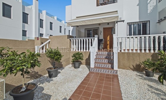 Apartment / flat - Resale - Punta Prima -
                Punta Prima