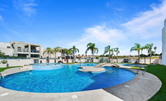 Apartment / flat - Resale - Torrevieja - Aguas Nuevas
