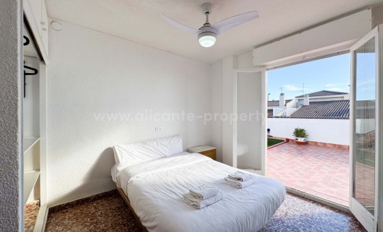 Apartment / flat - Resale - Torrevieja - La Mata