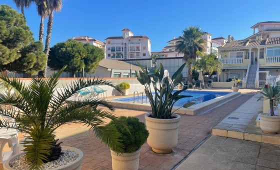 Apartment / flat - Resale - Torrevieja - La Mata