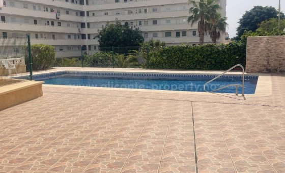 Apartment / flat - Resale - Torrevieja - La Mata