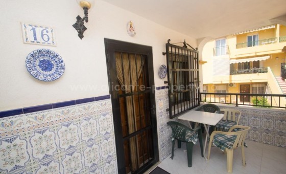 Apartment / flat - Resale - Torrevieja - La Veleta