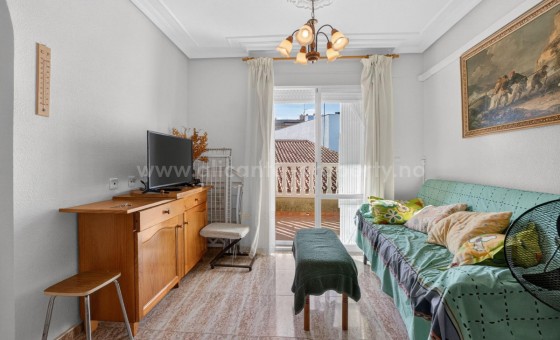 Apartment / flat - Resale - Torrevieja - Playa de los Locos