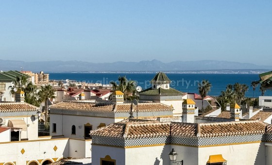 Apartment / flat - Resale - Torrevieja - Torrevieja Centro