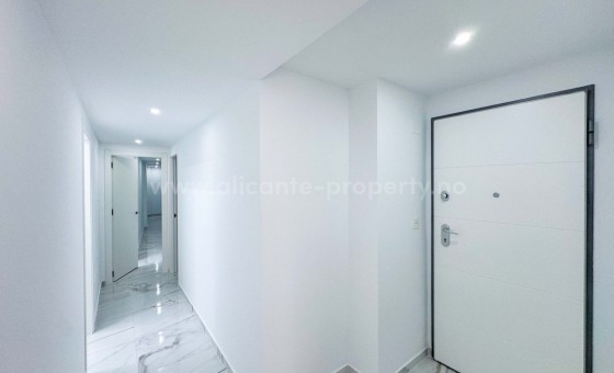 Apartment / flat - Resale - Torrevieja -
                Torrevieja Centro