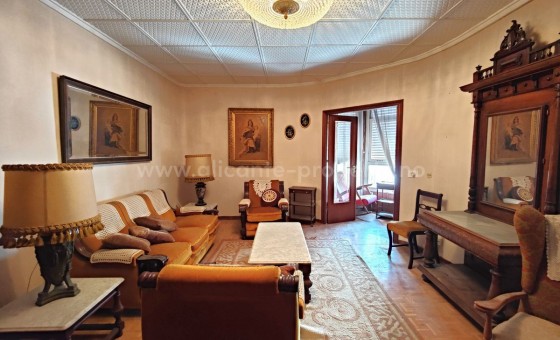 Apartment / flat - Resale - Torrevieja -
                Torrevieja Centro