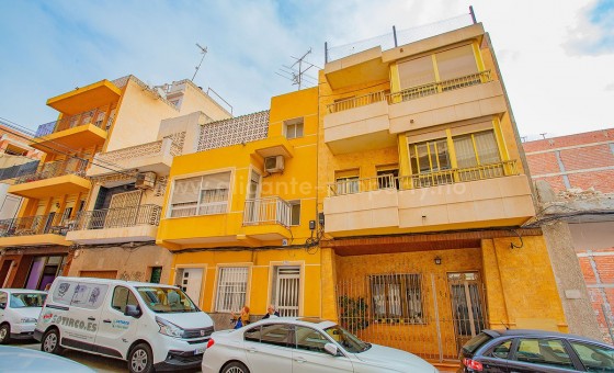 Apartment / flat - Resale - Torrevieja - Torrevieja Centro