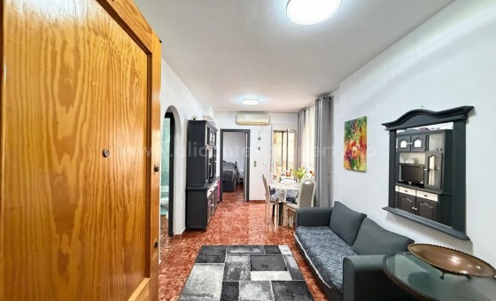 Apartment / flat - Resale - Torrevieja - Torrevieja Centro