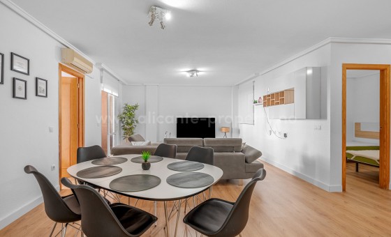 Apartment / flat - Resale - Torrevieja - Torrevieja Centro