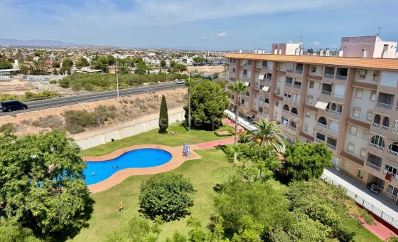 Apartment / flat - Resale - Torrevieja - Torrevieja Centro