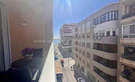 Apartment / flat - Resale - Torrevieja - Torrevieja Centro