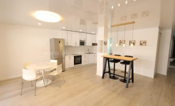 Apartment / flat - Resale - Torrevieja - Torrevieja Centro