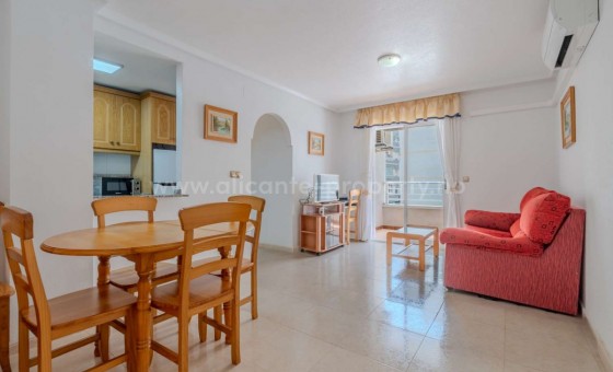 Apartment / flat - Resale - Torrevieja - Torrevieja Centro