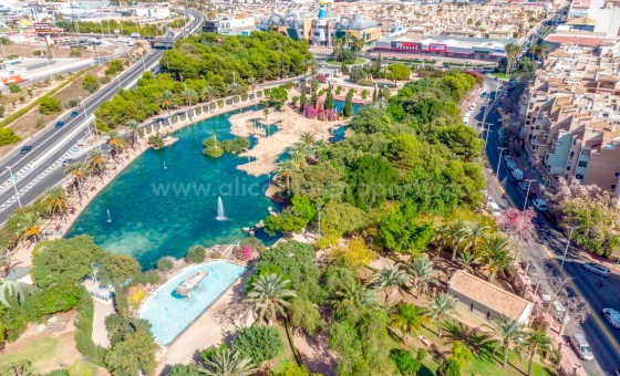 Apartment / flat - Resale - Torrevieja - Torrevieja Centro