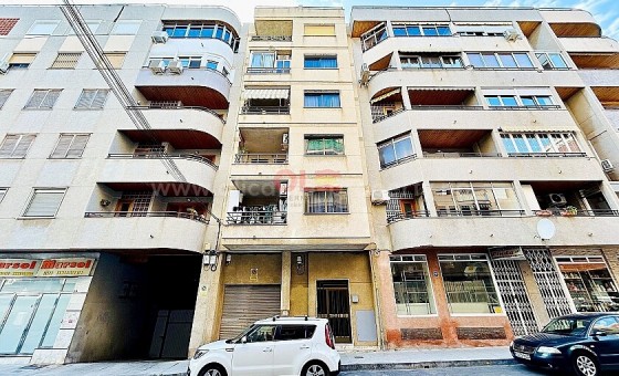 Apartment / flat - Resale - Torrevieja - Torrevieja Centro