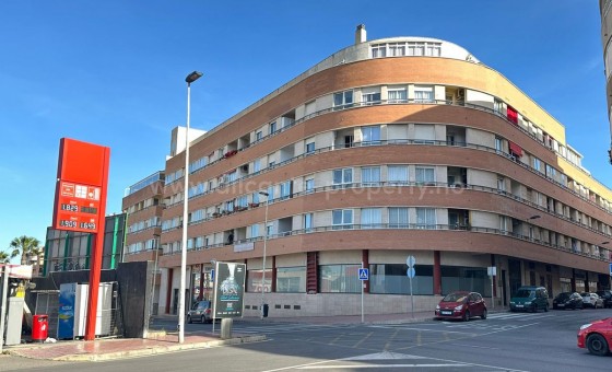 Apartment / flat - Resale - Torrevieja - Torrevieja Centro
