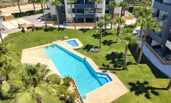 Apartment / flat - Resale - Torrevieja - Torrevieja Centro