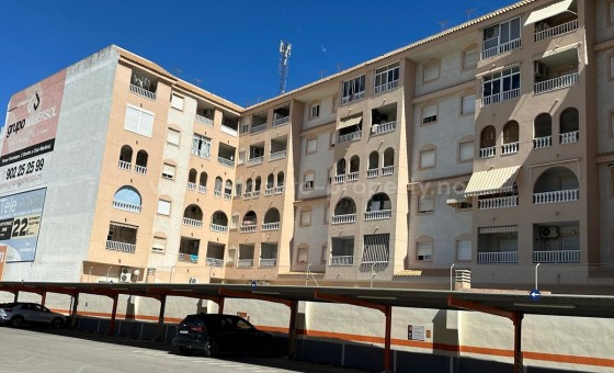 Apartment / flat - Resale - Torrevieja - Torrevieja Centro