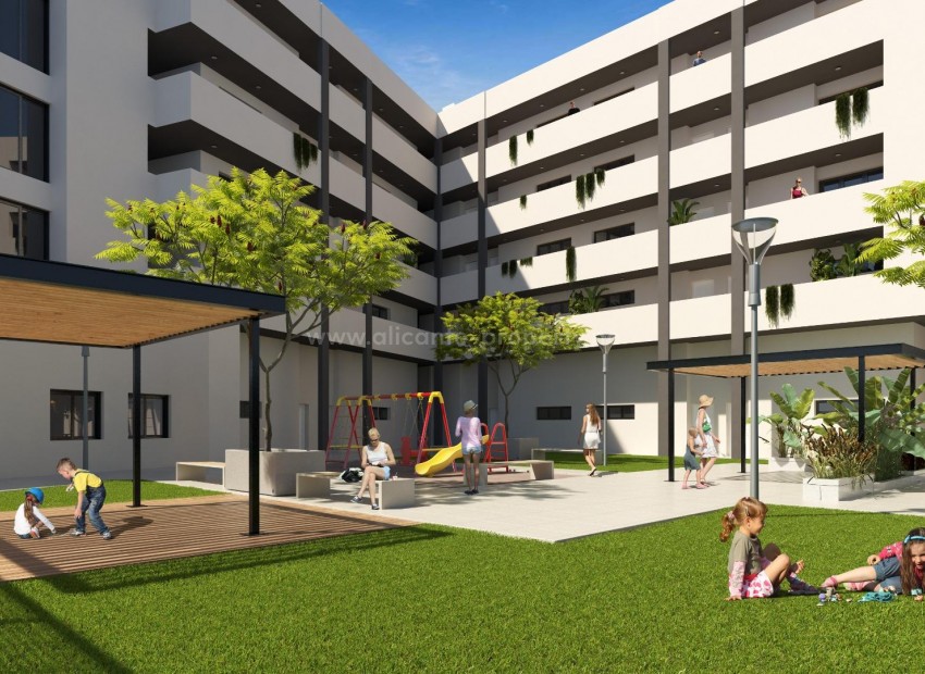 Boliger/leiligheter i Alicante by (La Florida),2,3,4 sov, takterrasse m/ basseng for barn og voksne. Hage, egen parkeringsplass, bod. Tett på infrastruktur