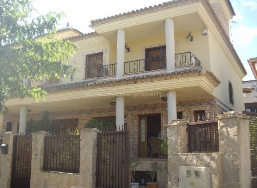 Brukt bolig - Hus / Villa -
Los Alcazares - Beach