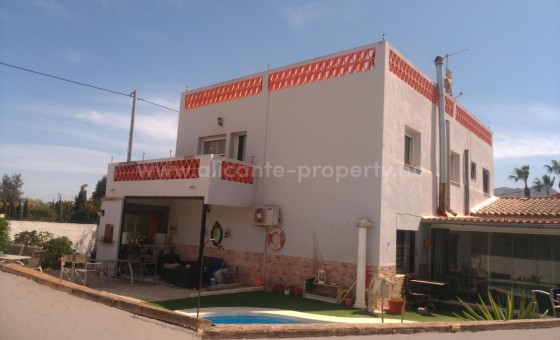 Bungalow - Brukt bolig - Calosa De Segura -
                Calosa De Segura