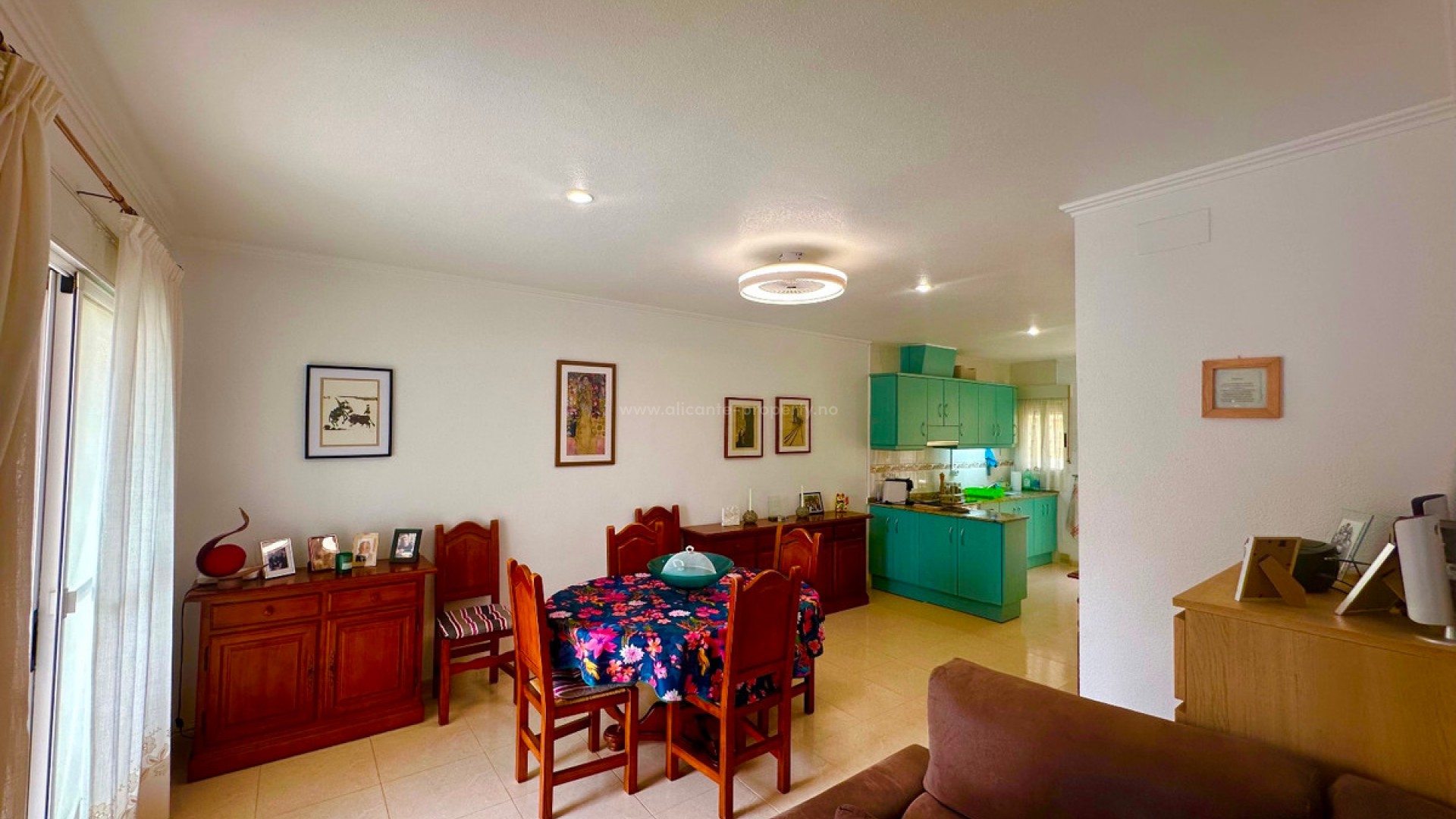 Bungalow en Benimar