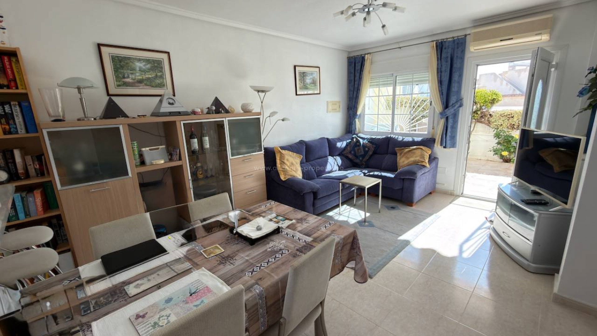 Bungalow en Doña Pepa