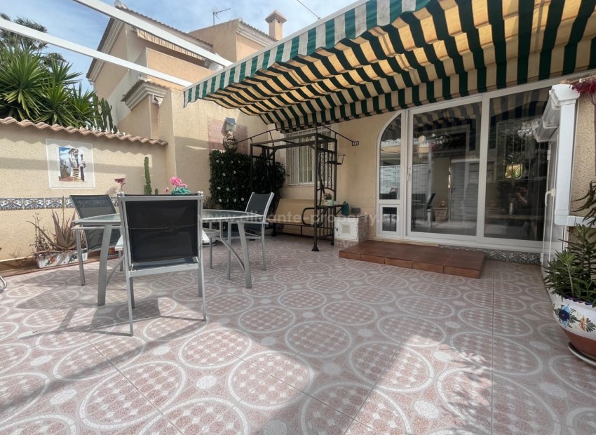 Bungalow en Doña Pepa
