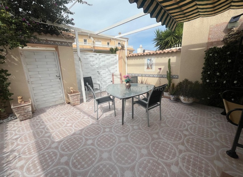 Bungalow en Doña Pepa