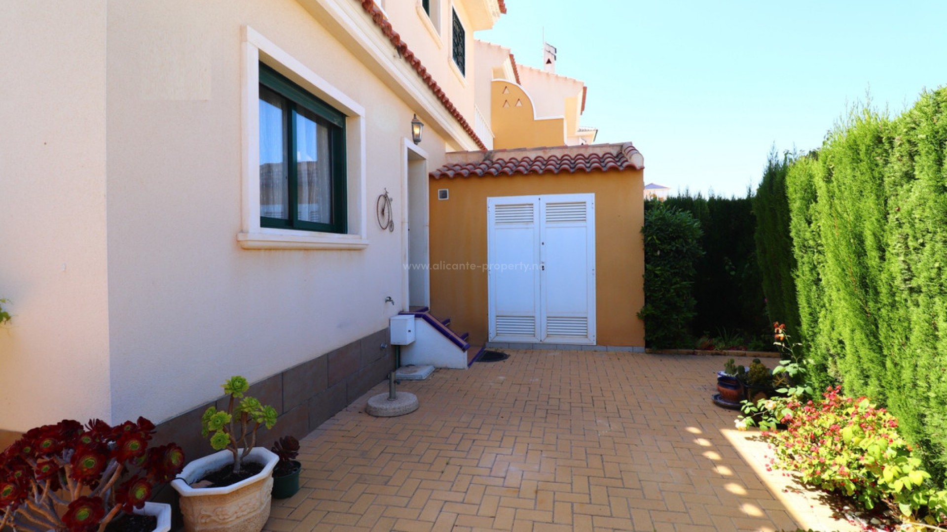 Bungalow en Doña Pepa