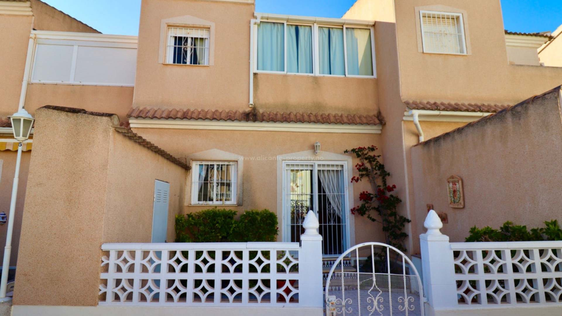 Bungalow en Doña Pepa