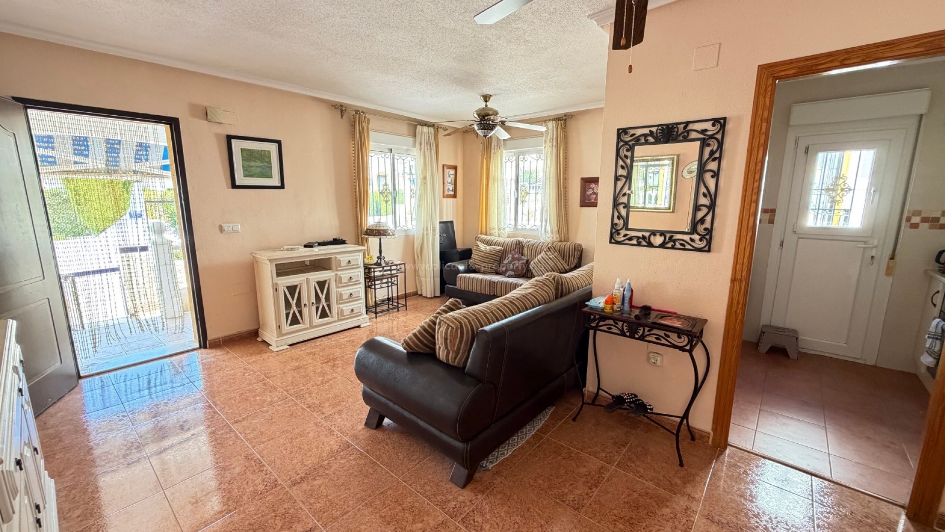 Bungalow en Entre Naranjos