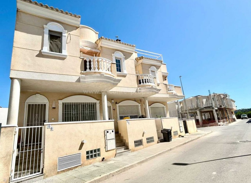 Bungalow en Heredades