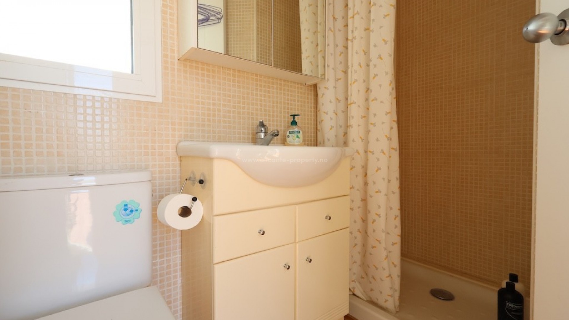 Bungalow en Lomas de Campoamor