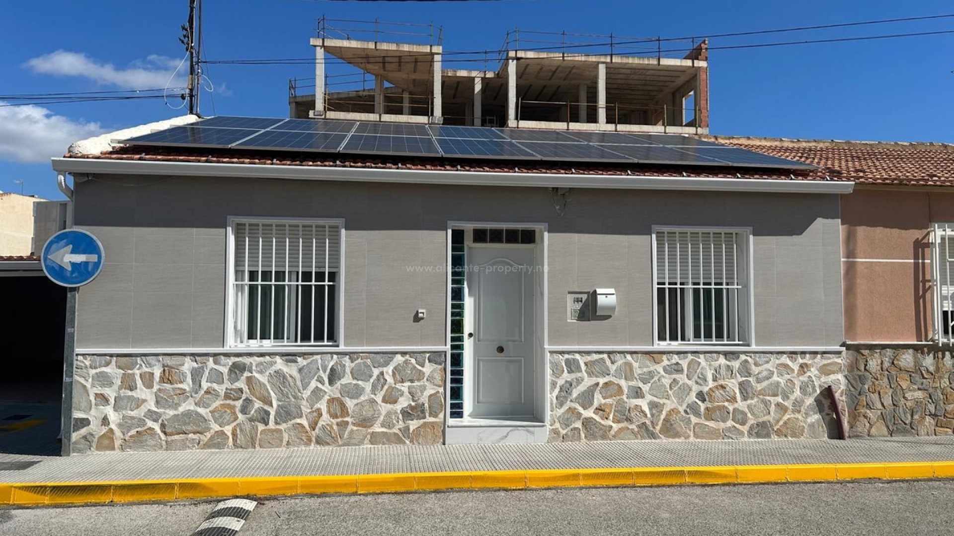 Bungalow en Los Montesinos Centro