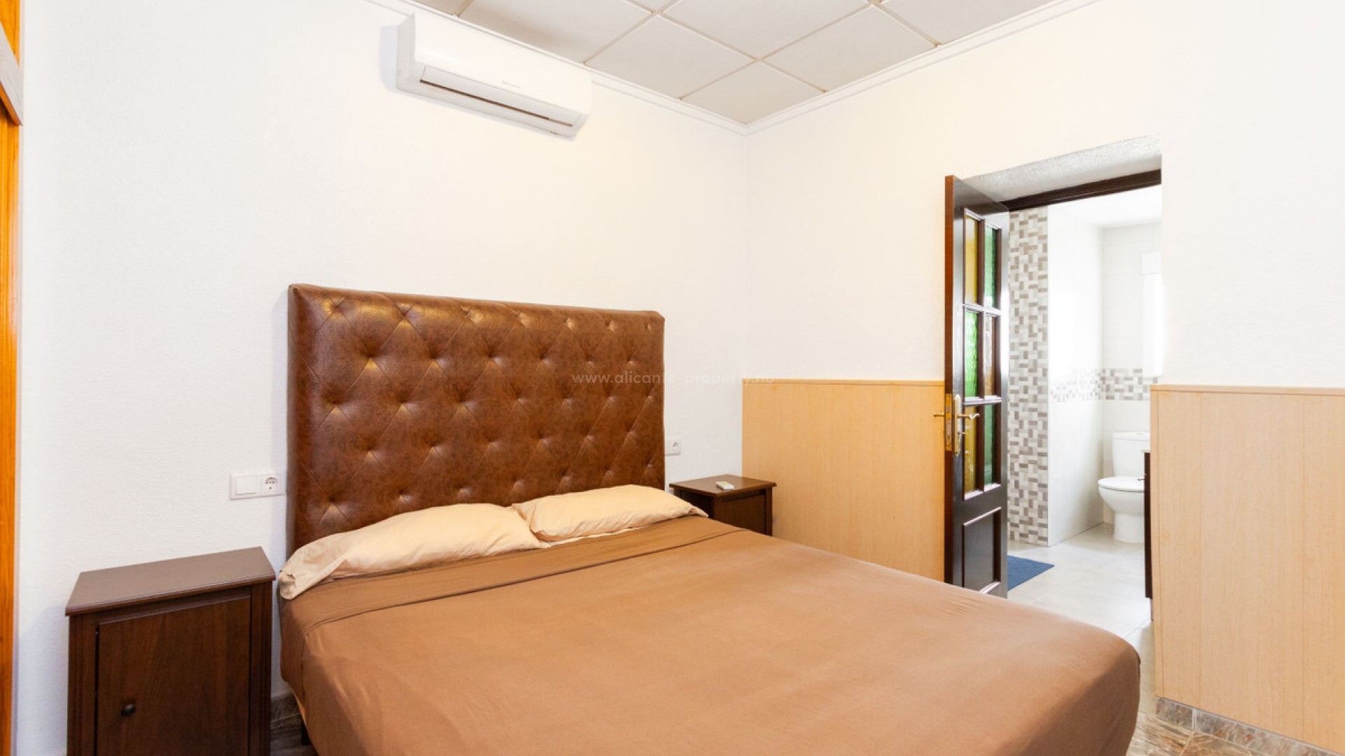 Bungalow en Los Montesinos Centro