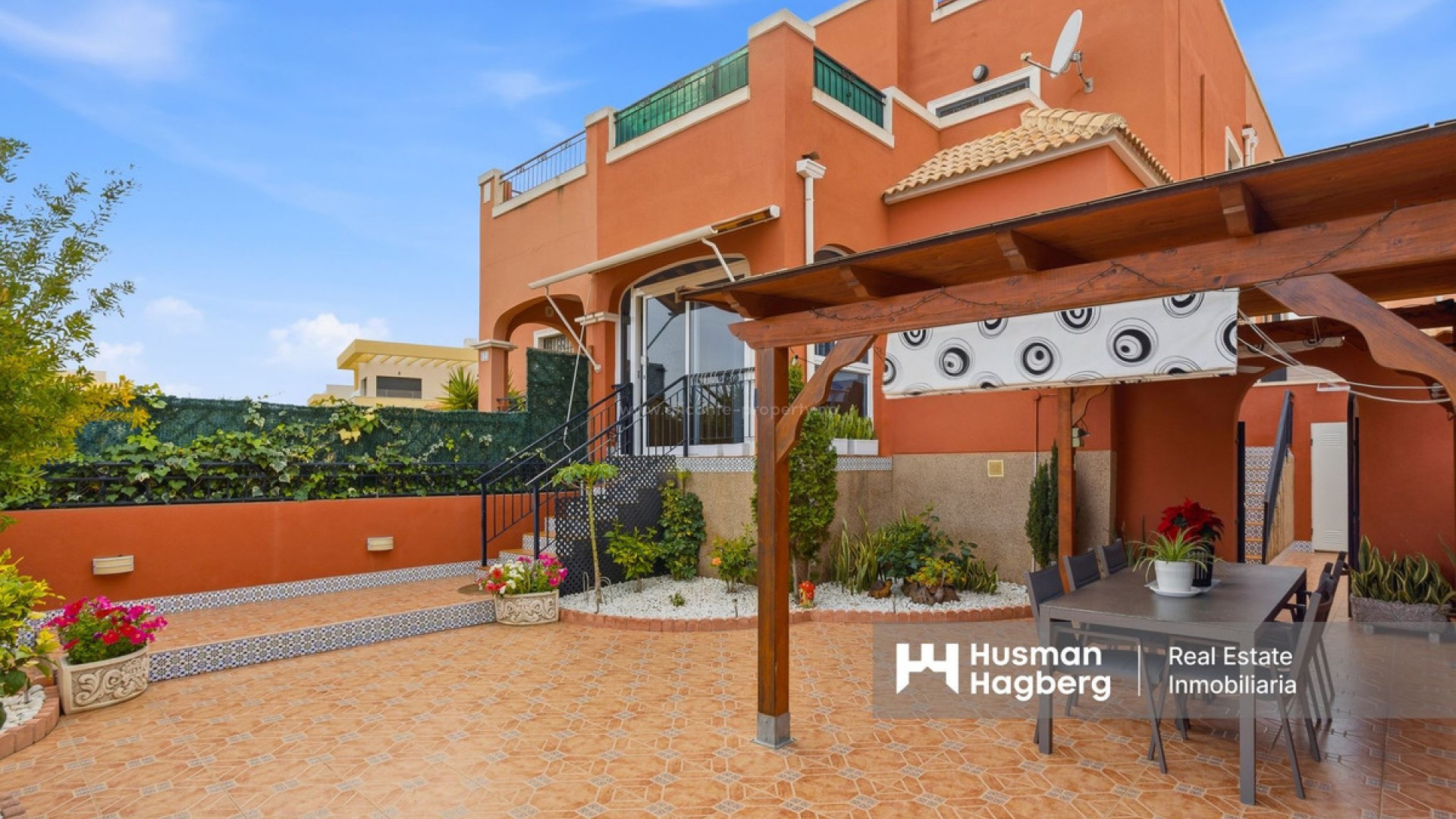 Bungalow en Los Montesinos Centro