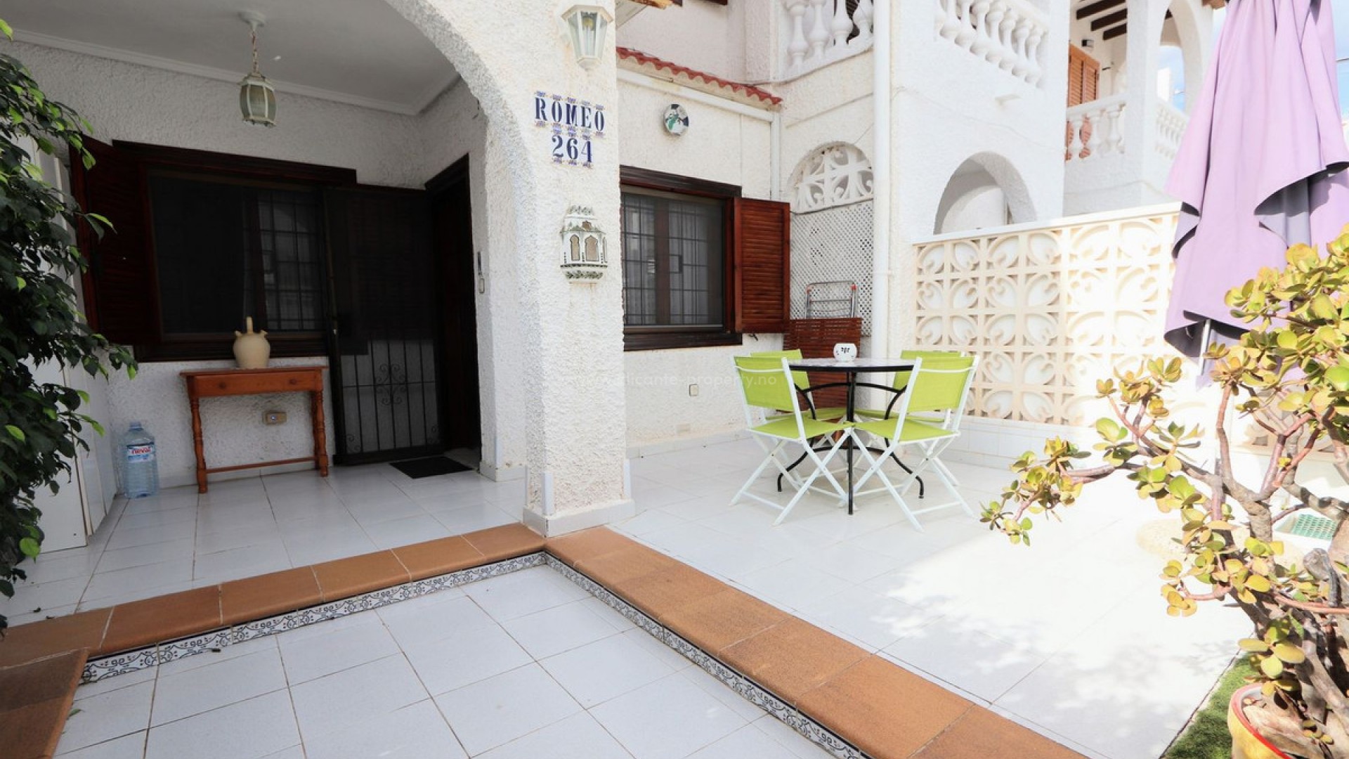 Bungalow en Mil Palmeras