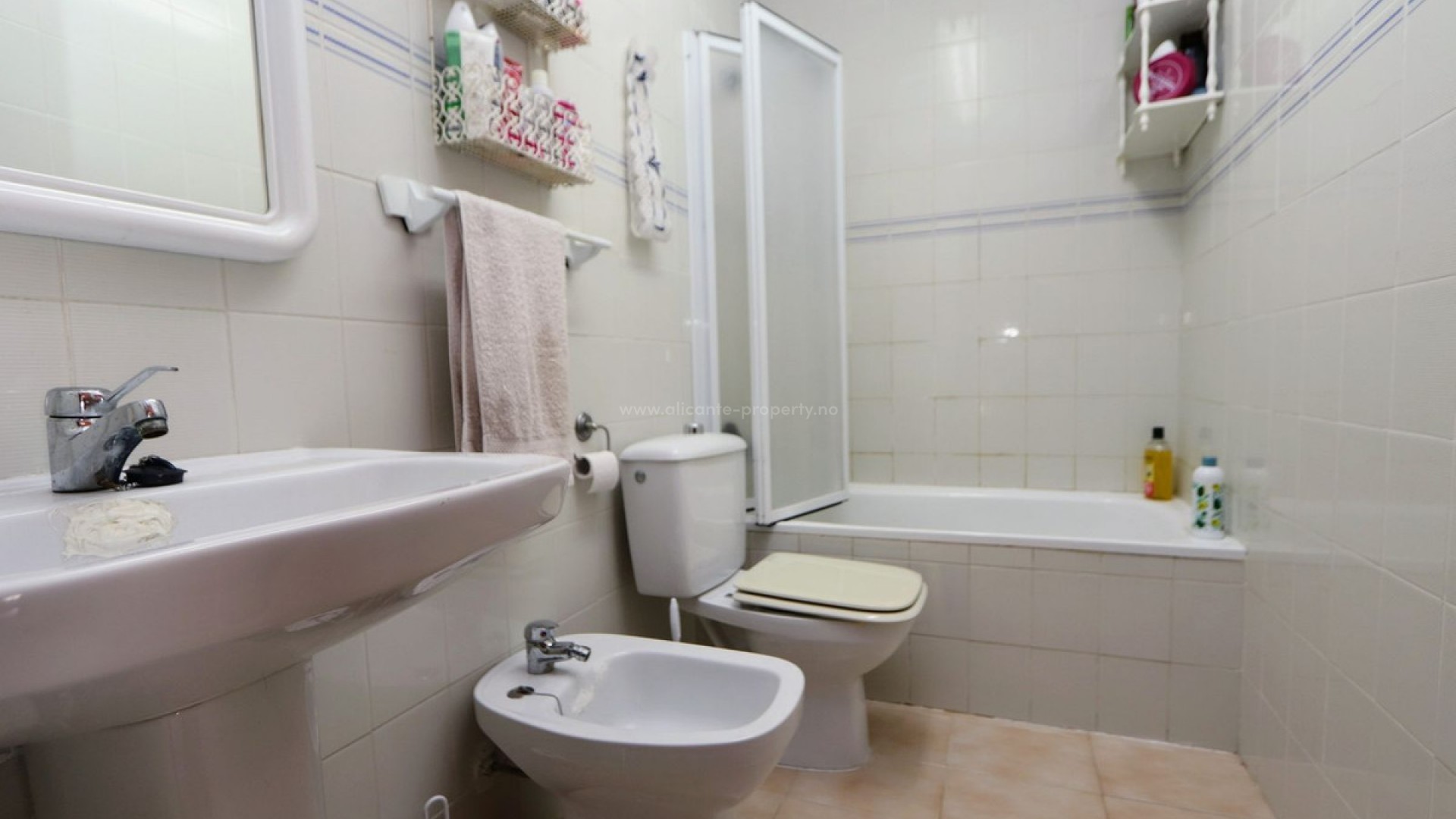 Bungalow en Mil Palmeras