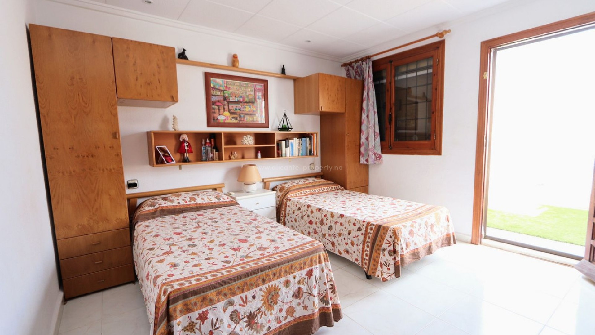 Bungalow en Mil Palmeras