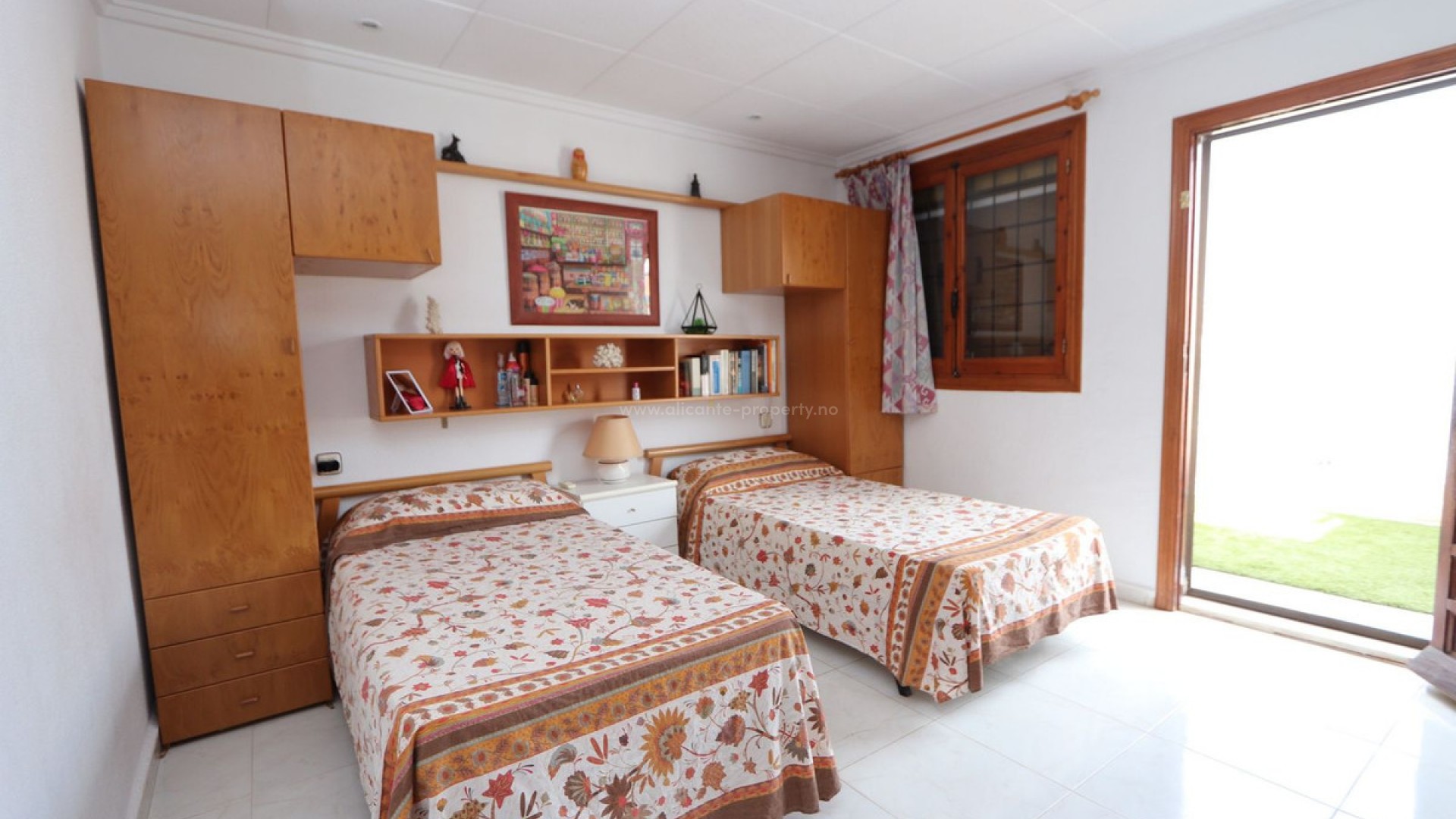 Bungalow en Mil Palmeras