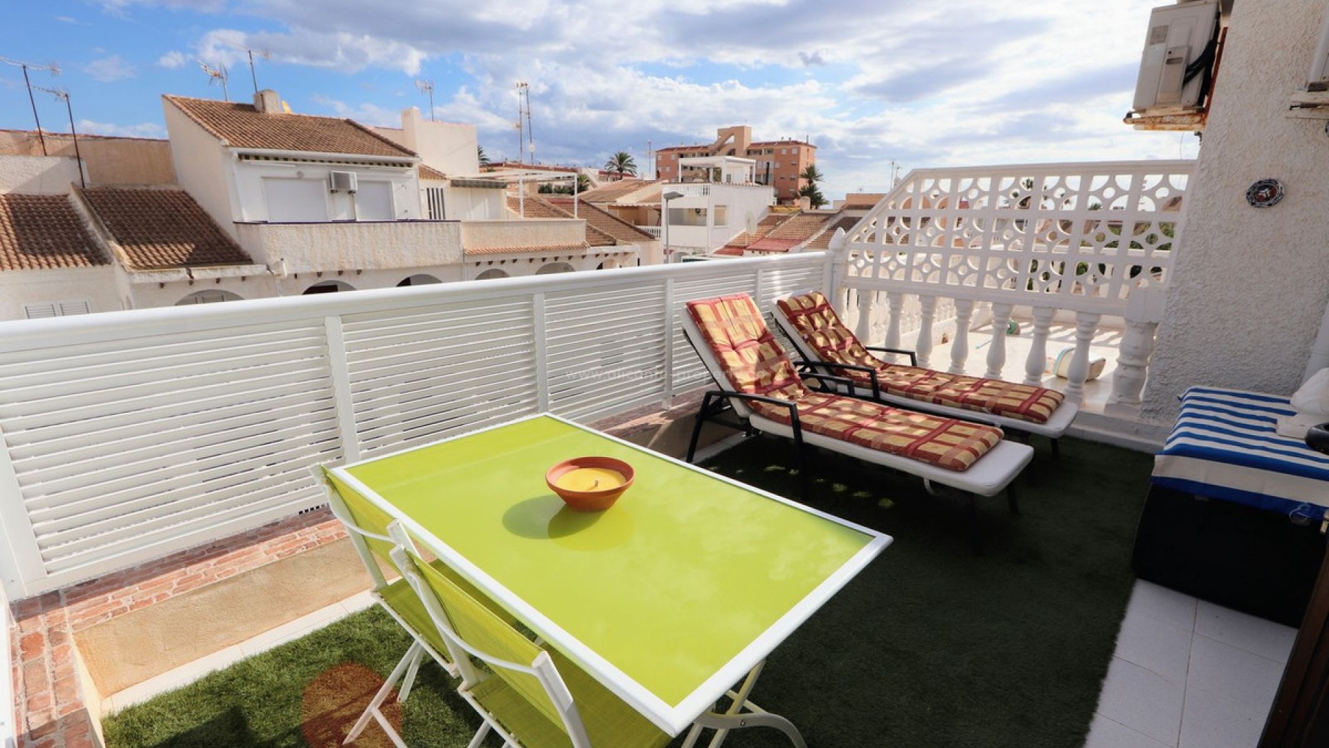 Bungalow en Mil Palmeras