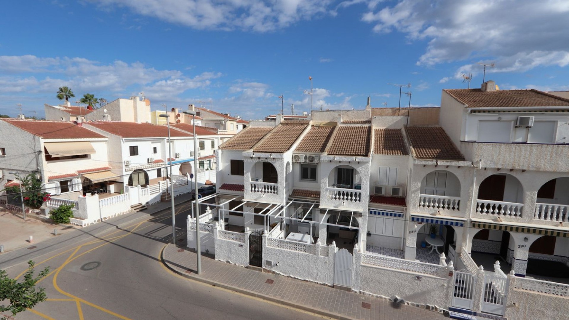 Bungalow en Mil Palmeras