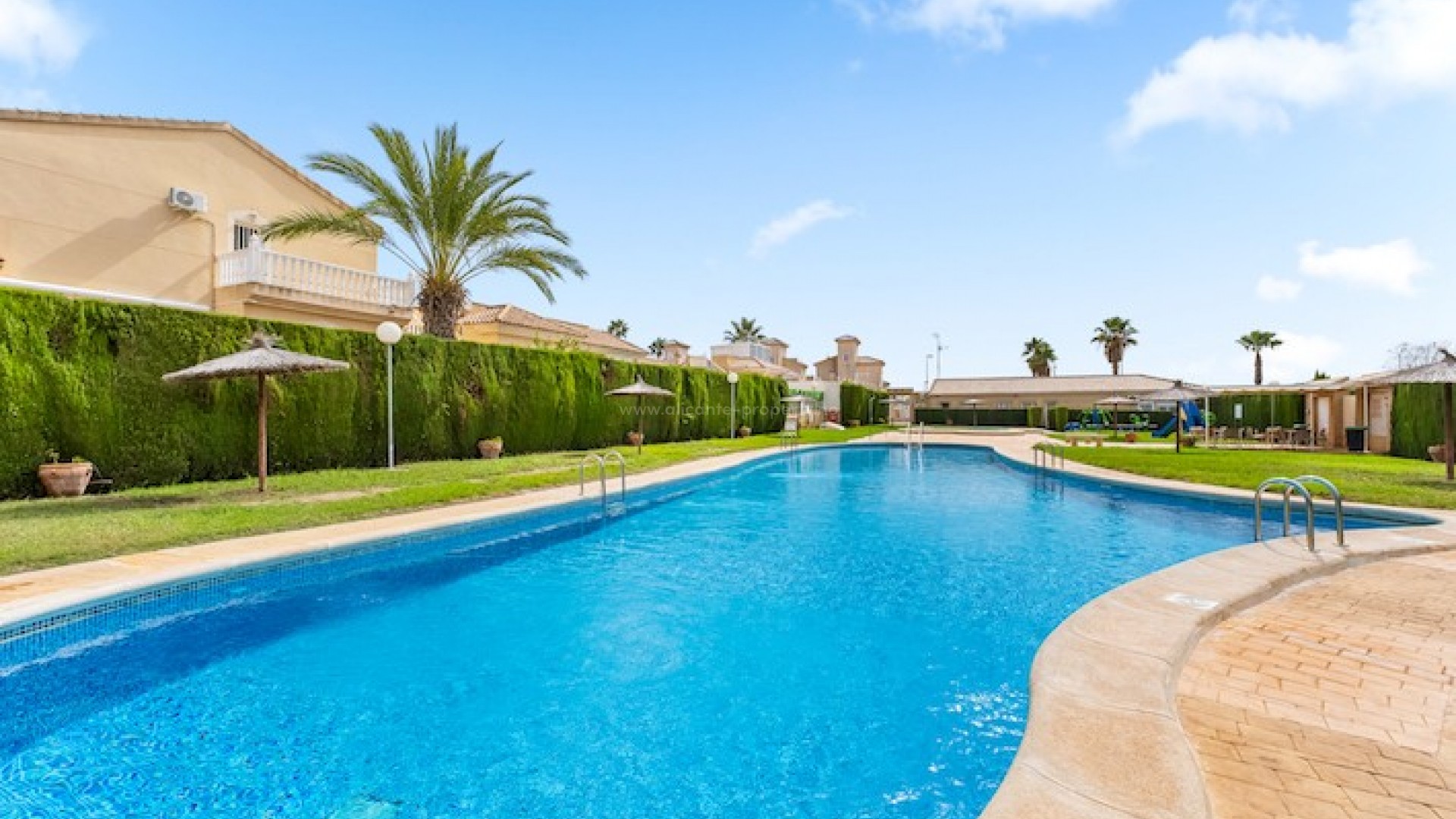 Bungalow en Monte Golf