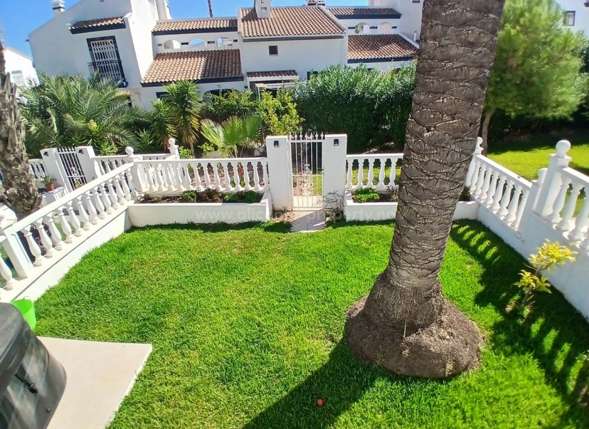 Bungalow en Orihuela Costa