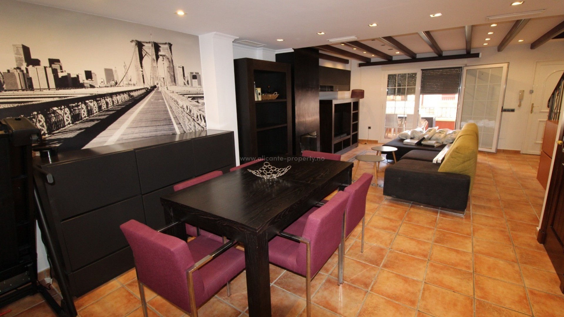 Bungalow en pueblo