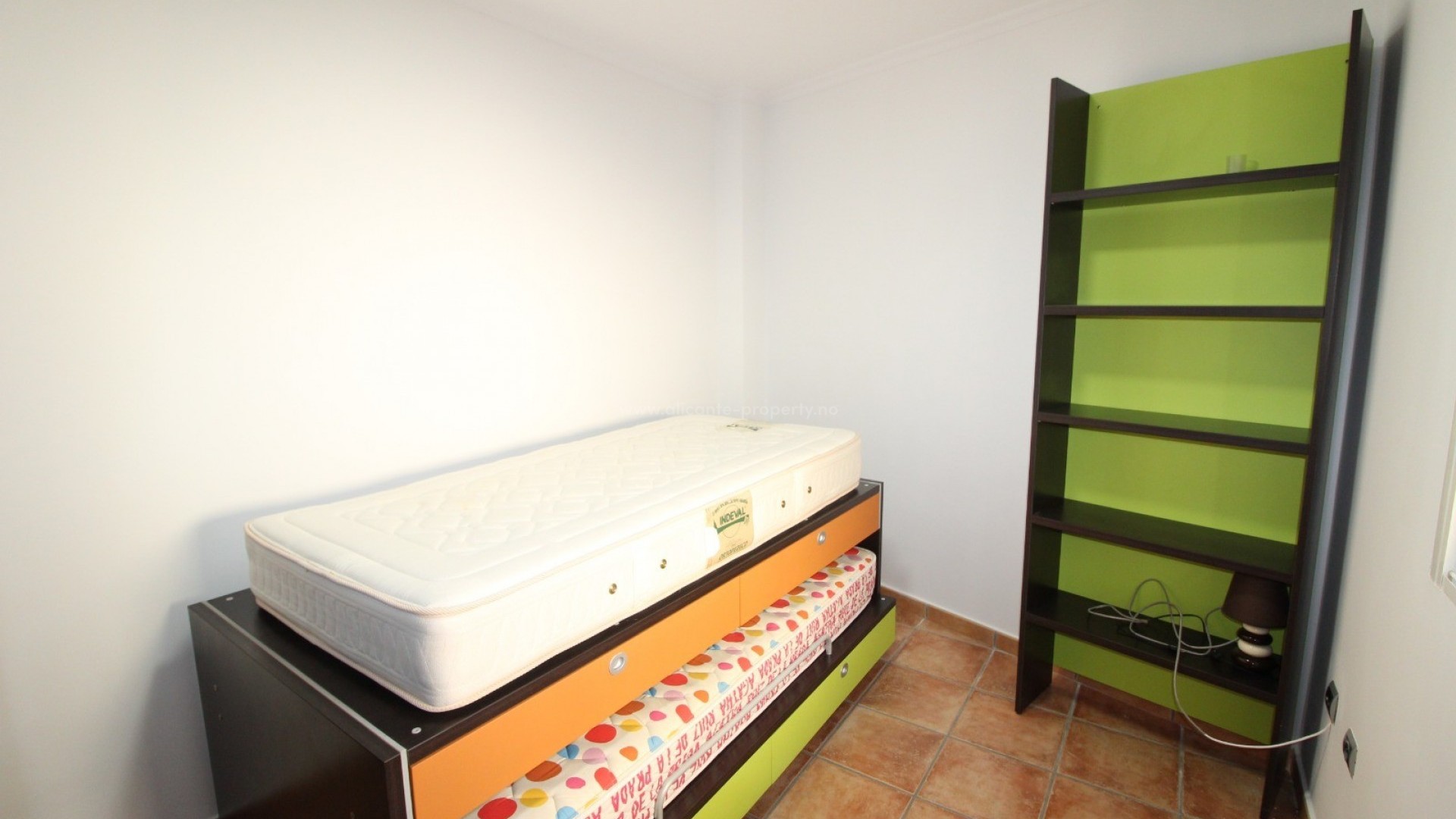 Bungalow en pueblo