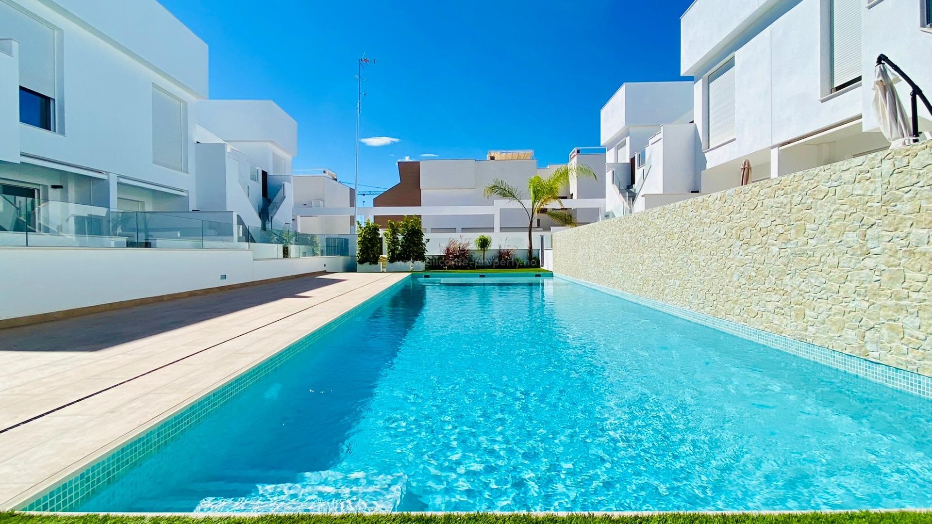 Bungalow en pueblo